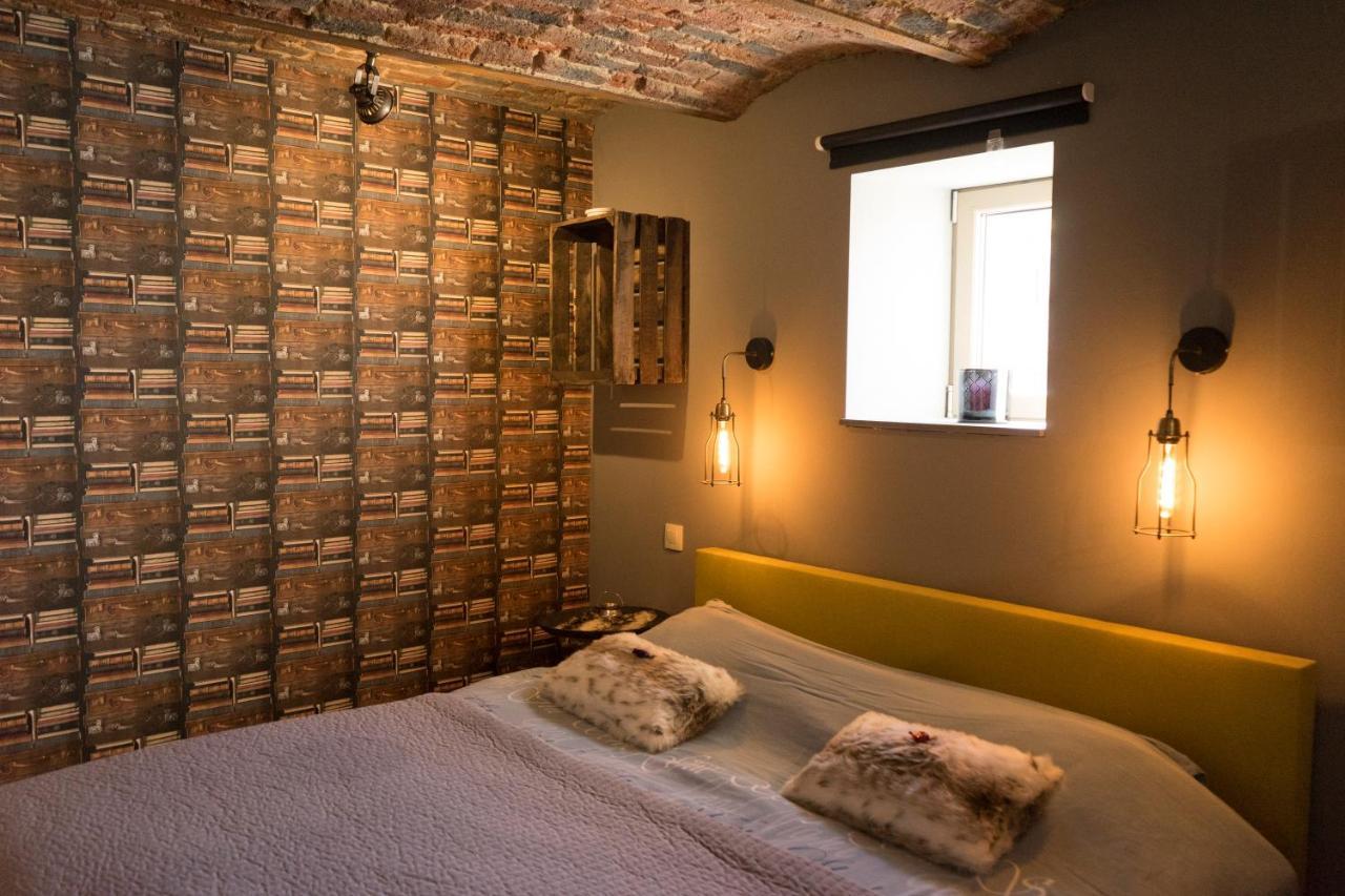 Gite De Corbion Loft1 Ciney Esterno foto