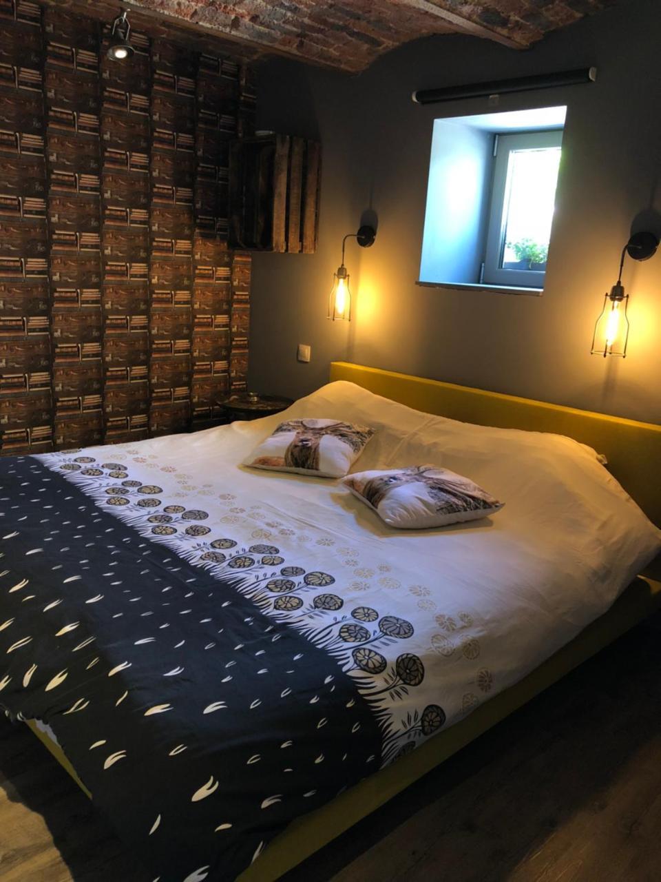 Gite De Corbion Loft1 Ciney Esterno foto